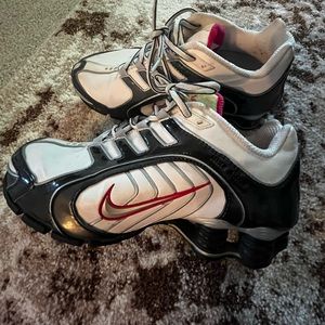 Womens Nike Shox